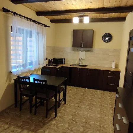Apartamentai Pusyne Apartment