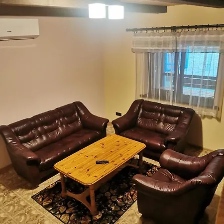 公寓 Apartamentai Pusyne